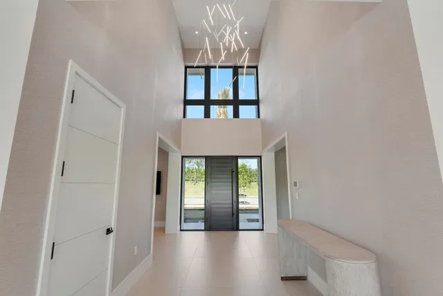 Residence photo 6