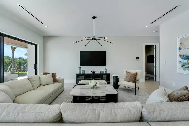 Residence photo 15