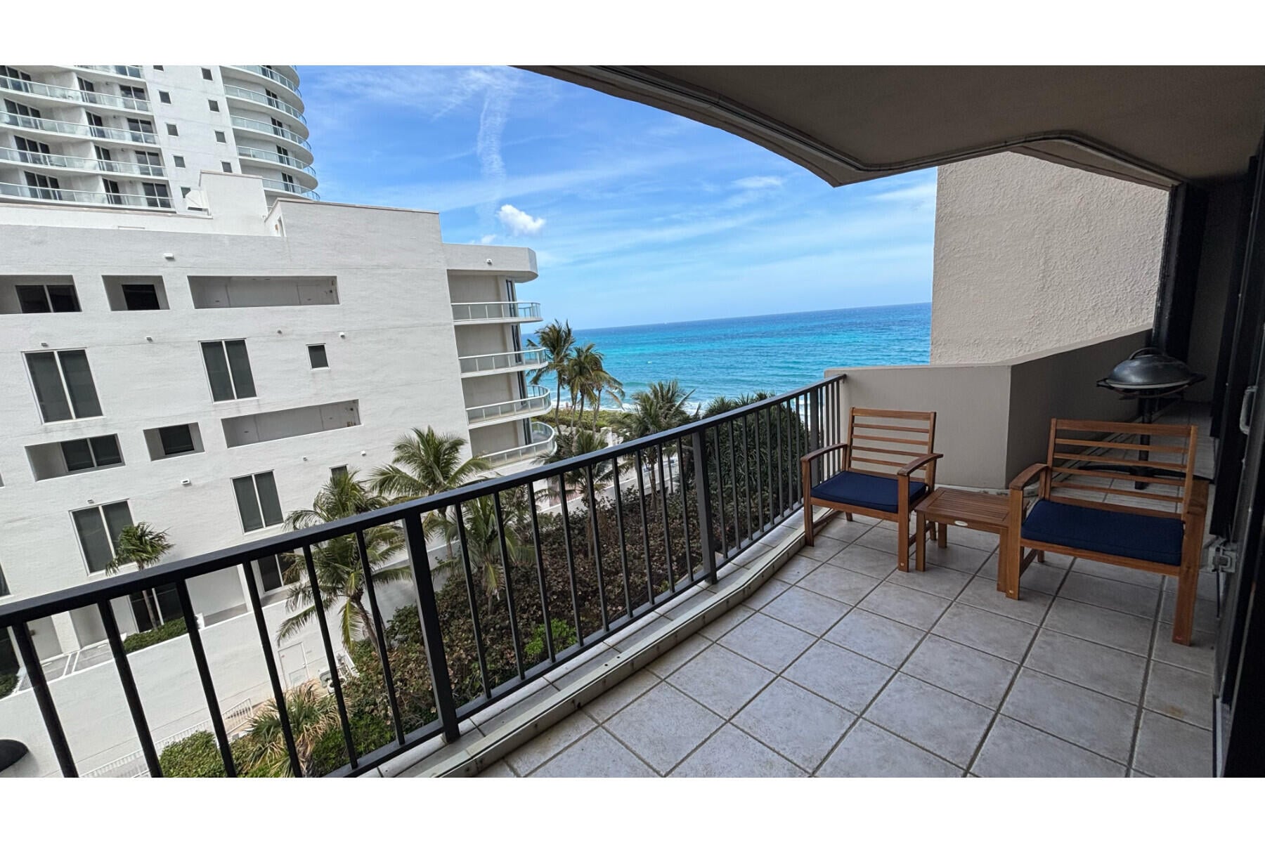 Singer Island Unit 1-605 photo 2