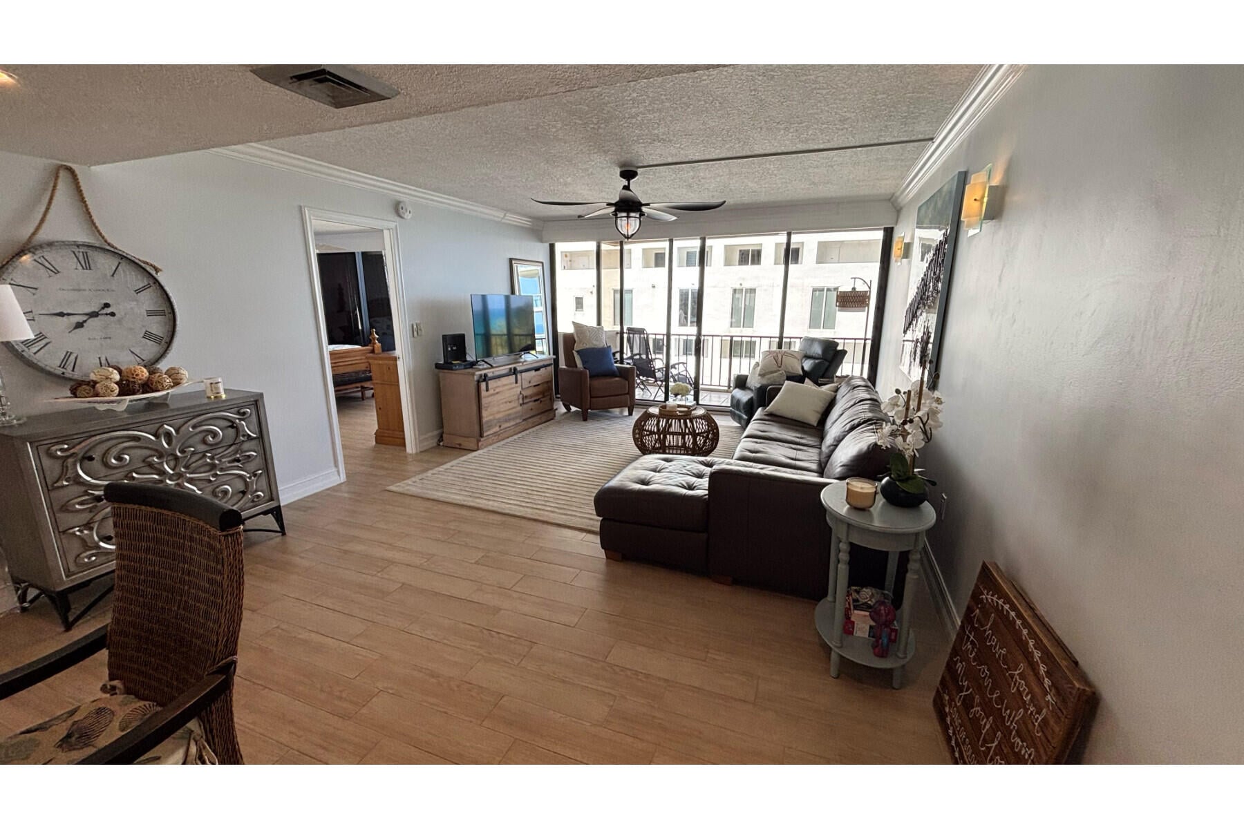 Singer Island Unit 1-605 photo 6