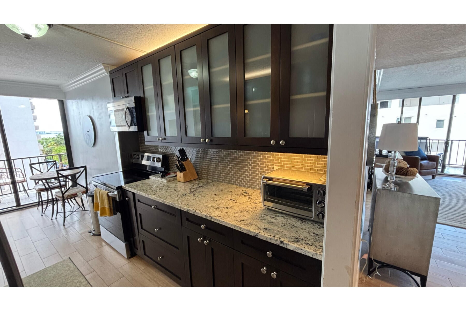 Singer Island Unit 1-605 photo 9