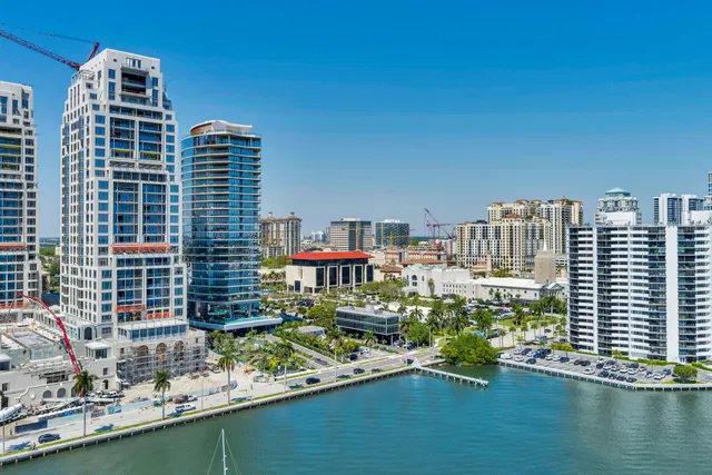 Downtown West Palm Beach Residence photo 13