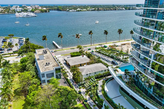 Downtown West Palm Beach Residence photo 9
