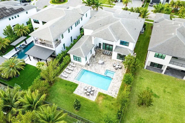 Boca Bridges Residence photo 94