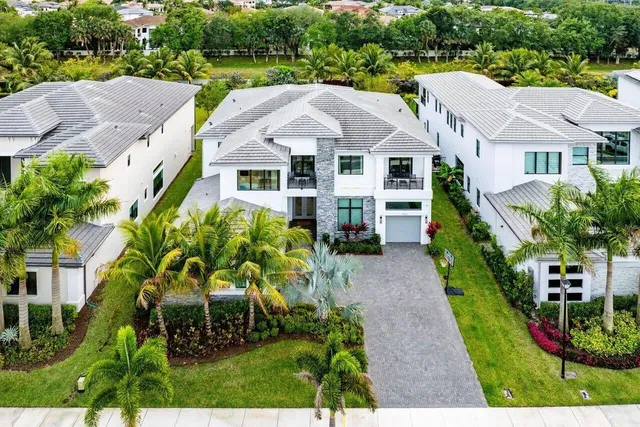 Boca Bridges Residence photo 96