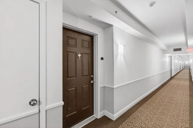 610 Clematis Unit Unit 709 photo 2