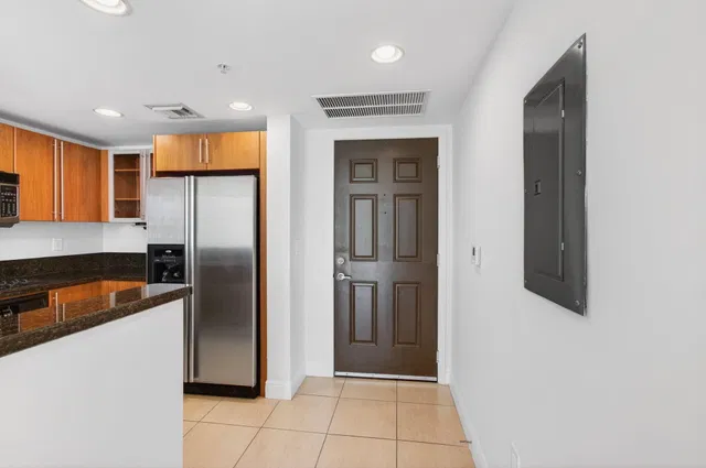 610 Clematis Unit Unit 709 photo 4