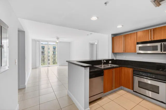 610 Clematis Unit Unit 709 photo 6