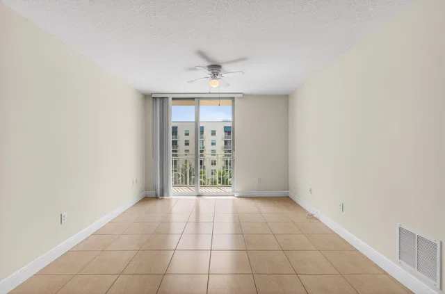 610 Clematis Unit Unit 709 photo 9