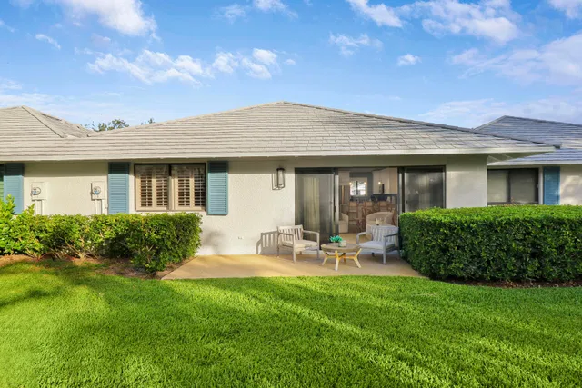 PGA National Palm Beach Gardens Residence photo 27