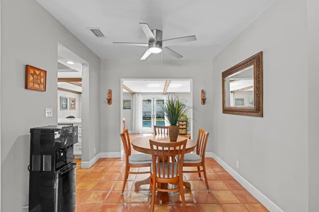 Residence photo 15
