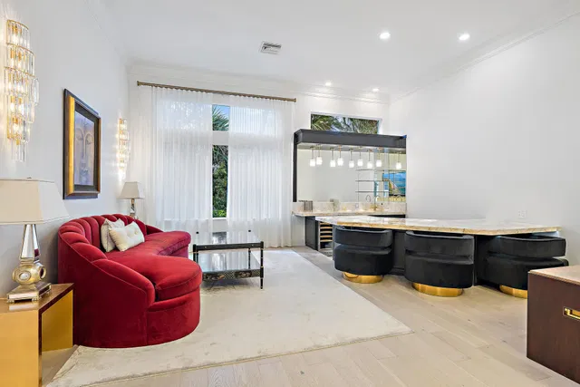 Admirals Cove Residence photo 9