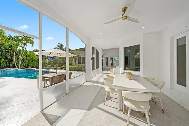 Admirals Cove Residence photo 12