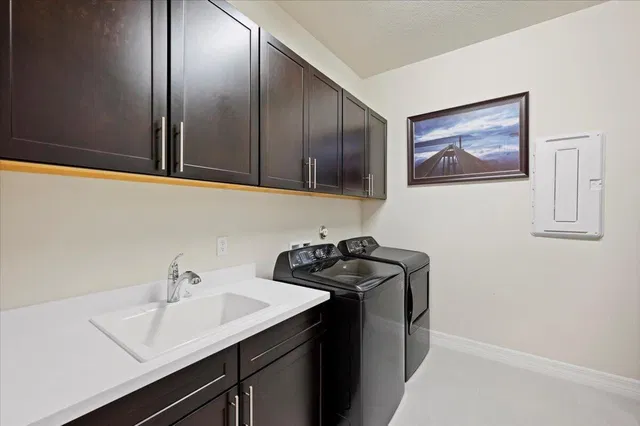  Residence photo 26