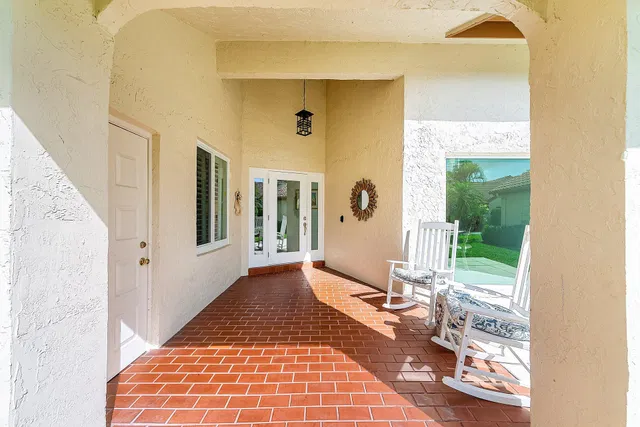 Residence photo 62