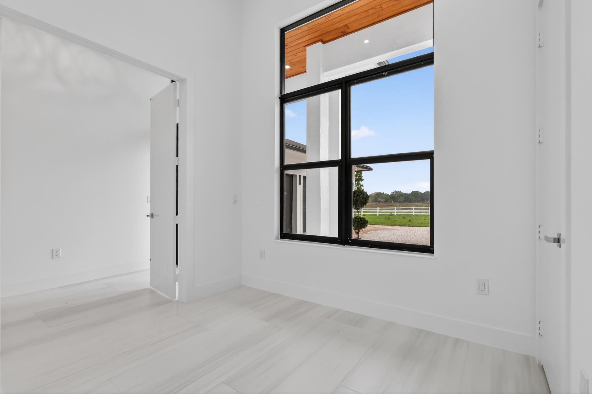 Residence photo 9