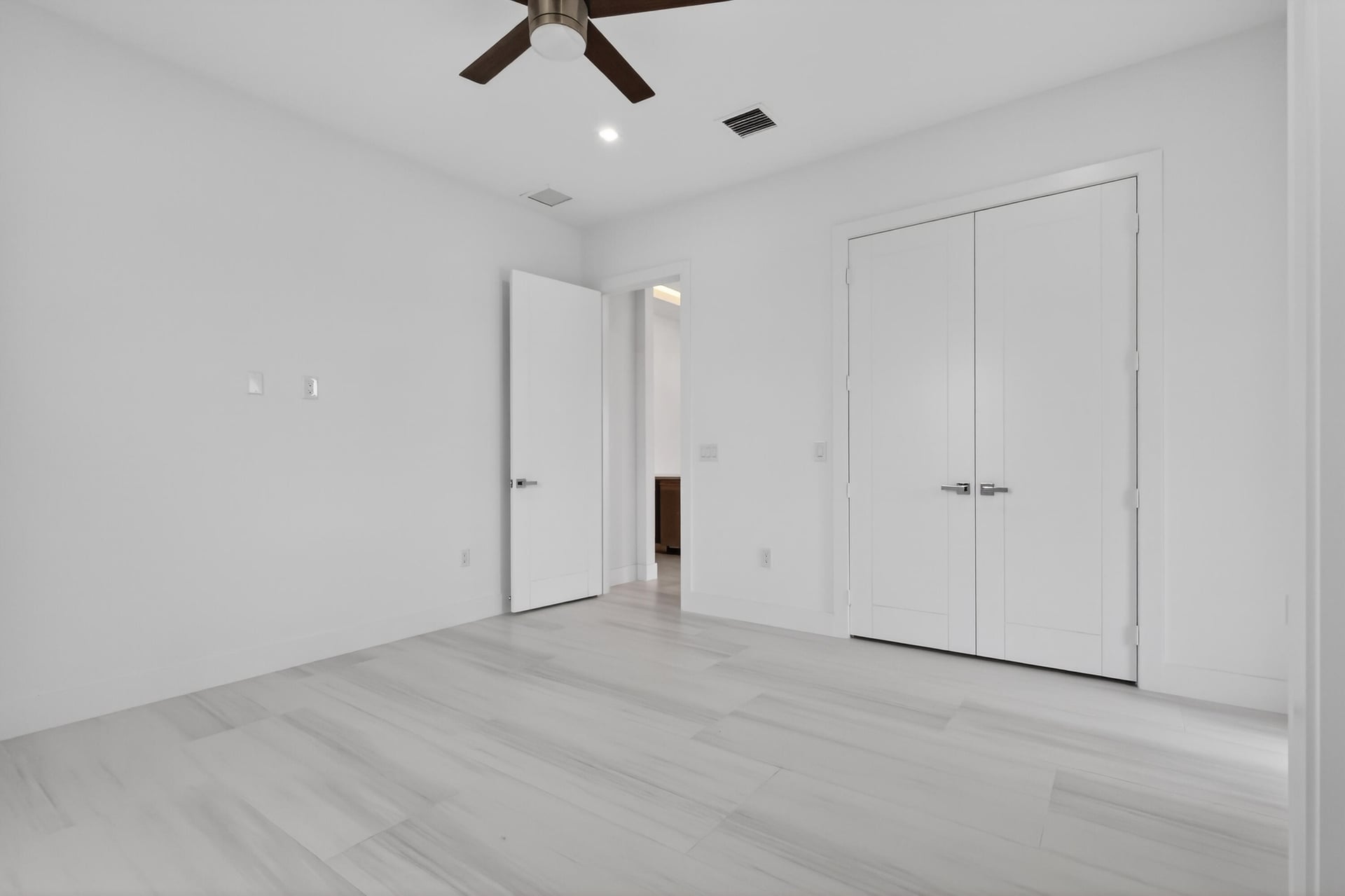 Residence photo 26