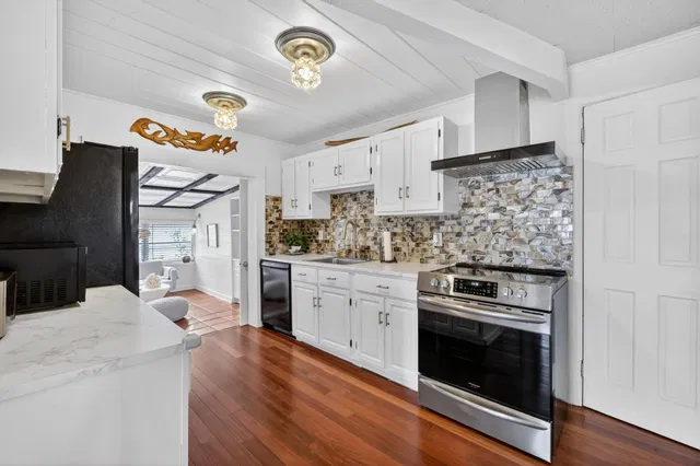 Residence photo 26