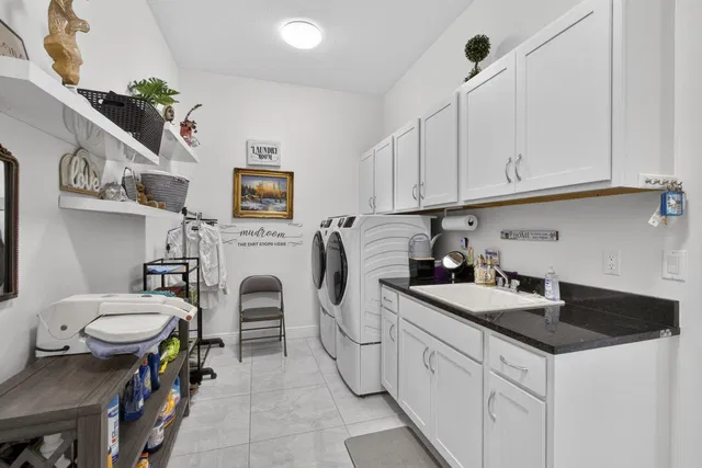 Residence photo 33