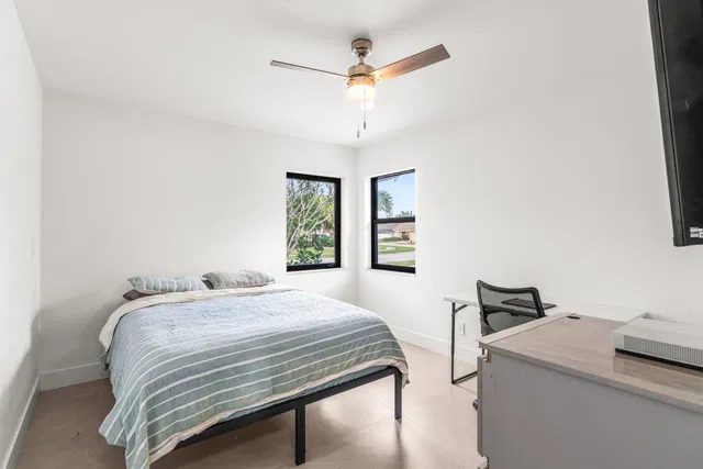 Residence photo 32