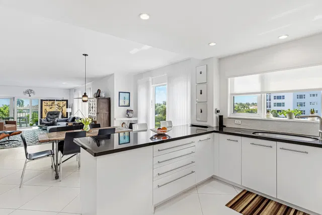 Downtown Delray Beach Unit N-406 photo 5
