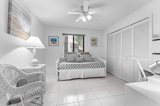  Unit 104 photo 11