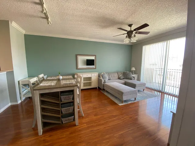 The Montecito Unit 708 photo 16
