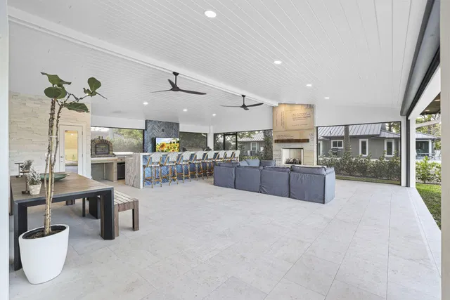 Eastpointe Country Club Residence photo 55