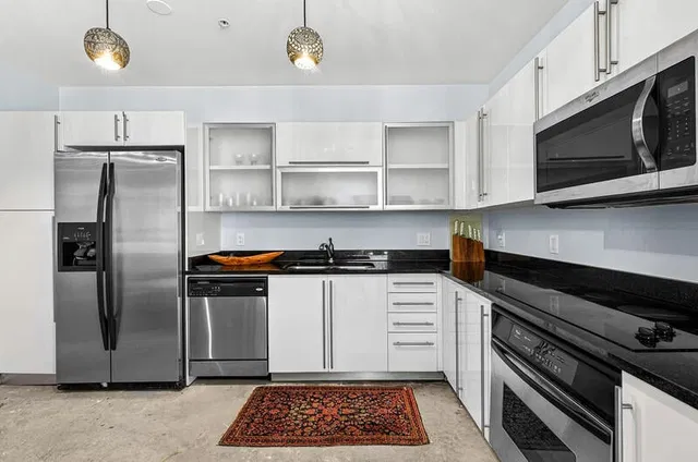 Villa Lofts Unit 703 photo 7