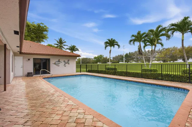 Boca Bath & Tennis Residence photo 3