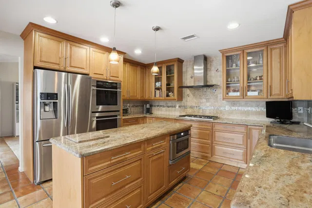 Boca Bath & Tennis Residence photo 4