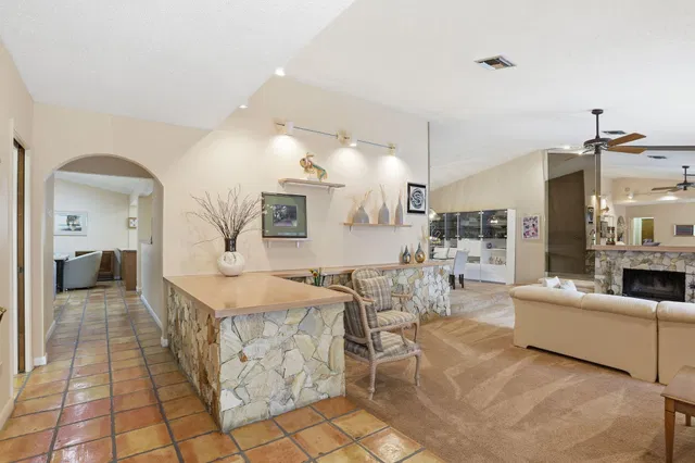 Boca Bath & Tennis Residence photo 14