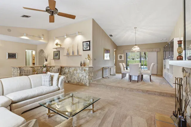 Boca Bath & Tennis Residence photo 16