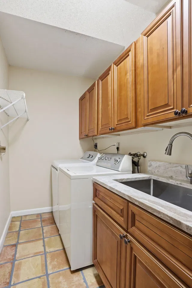 Boca Bath & Tennis Residence photo 31