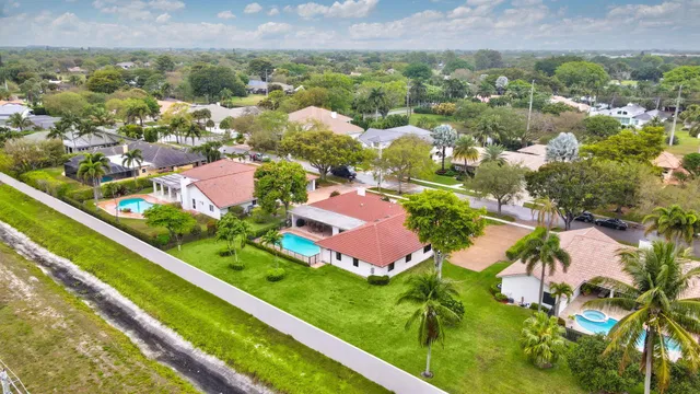 Boca Bath & Tennis Residence photo 42