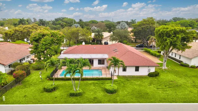 Boca Bath & Tennis Residence photo 44