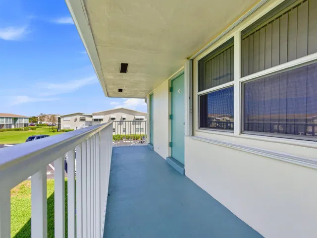 Unit 212 photo 6