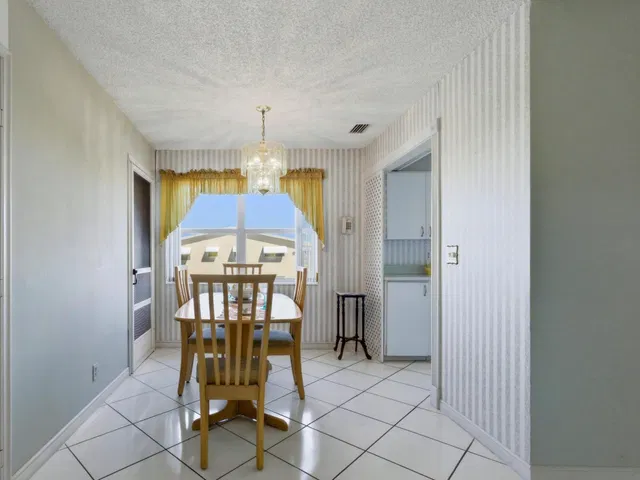 Unit 212 photo 12