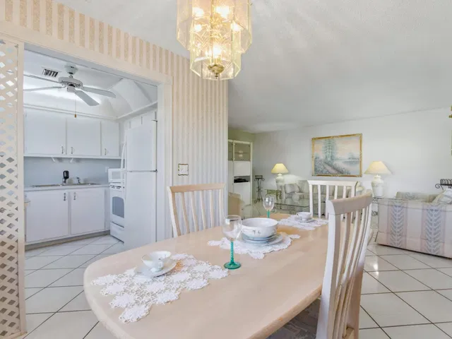 Unit 212 photo 15