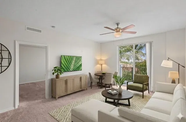Pineapple Grove Village Condominiums Unit Unit 2-407 photo 7