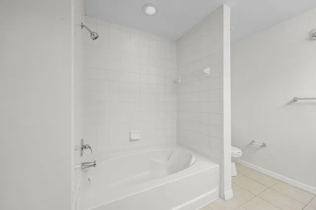 Pineapple Grove Village Condominiums Unit Unit 2-407 photo 18