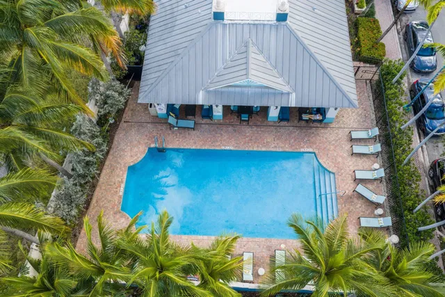 Pineapple Grove Village Condominiums Unit Unit 2-407 photo 31