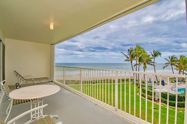 Sea Gate Palm Beach Unit 322 photo 4