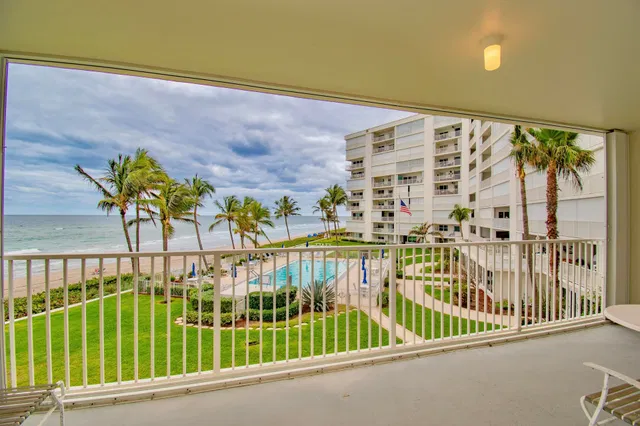 Sea Gate Palm Beach Unit 322 photo 7