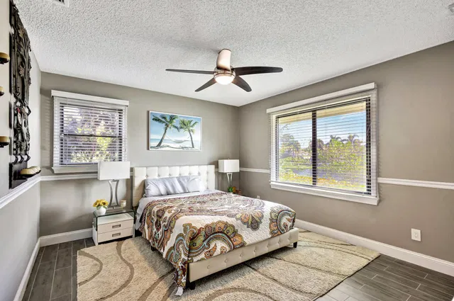 Residence photo 36