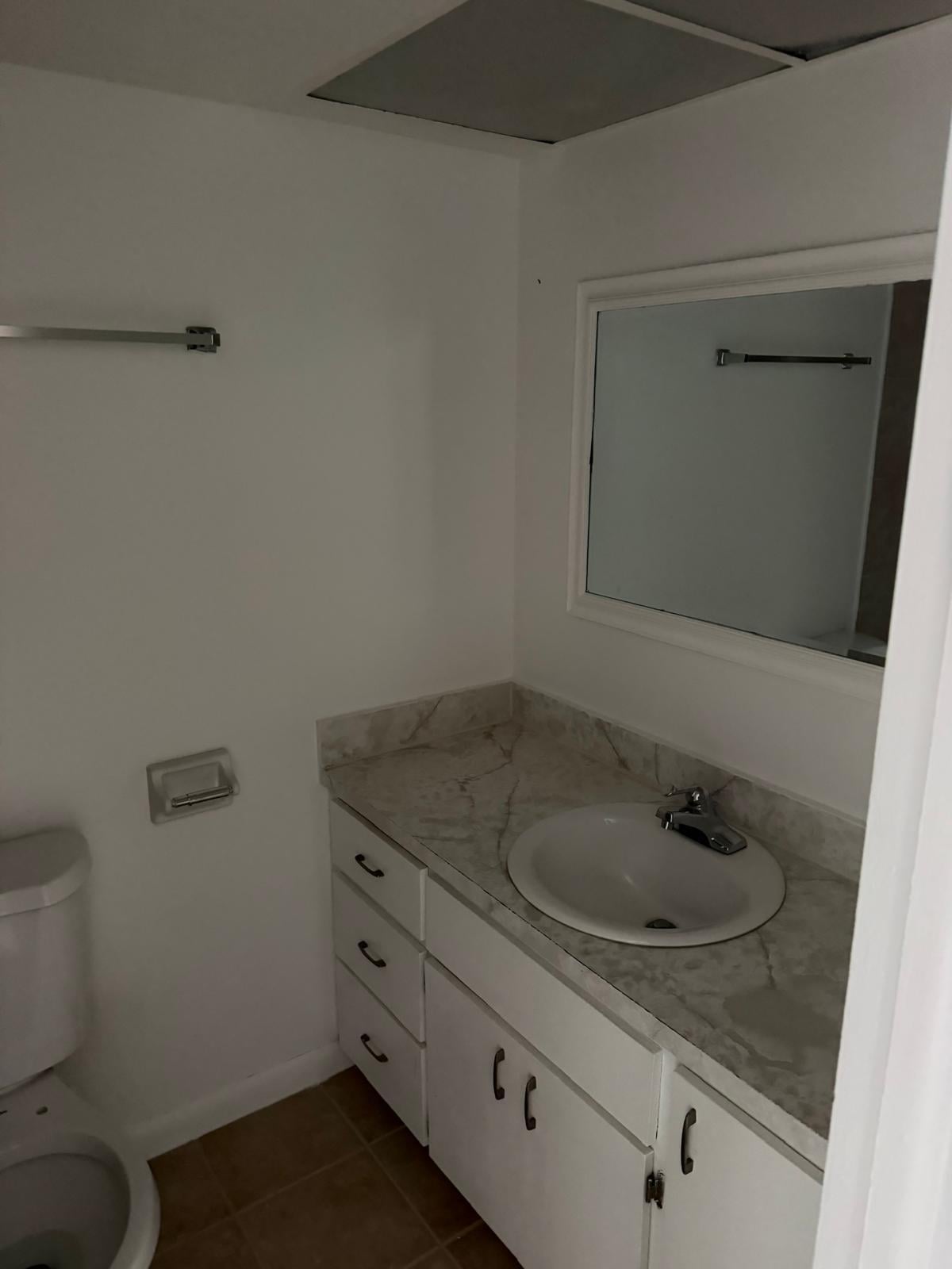  Unit A photo 14