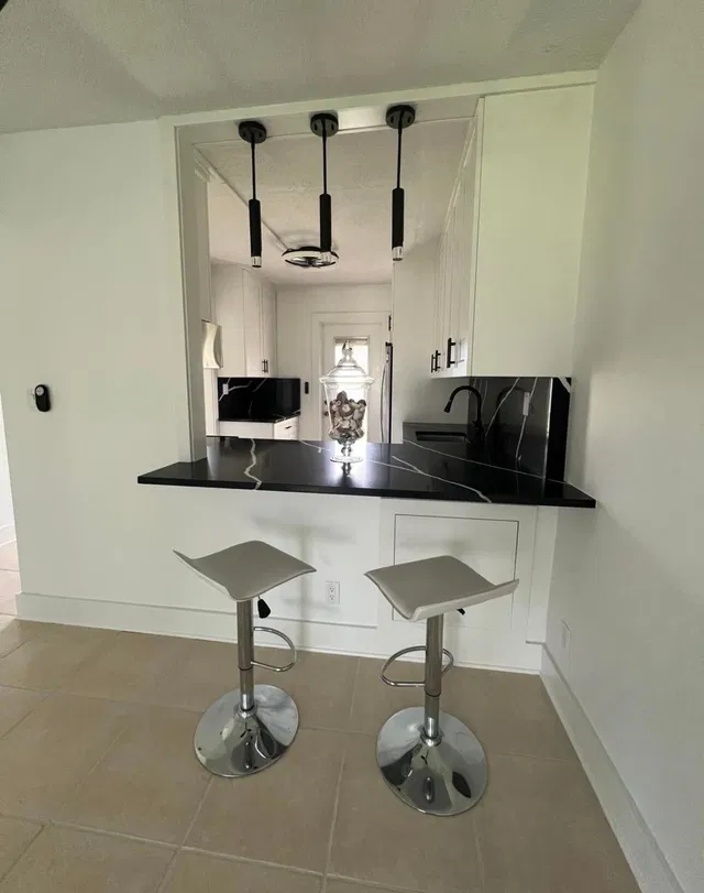 Unit 104 photo 7