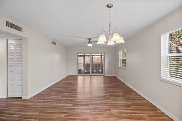  Unit 130-4 photo 15