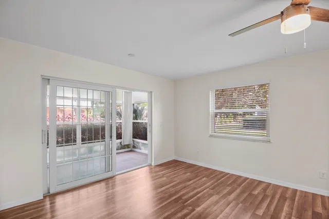 Unit 130-4 photo 31