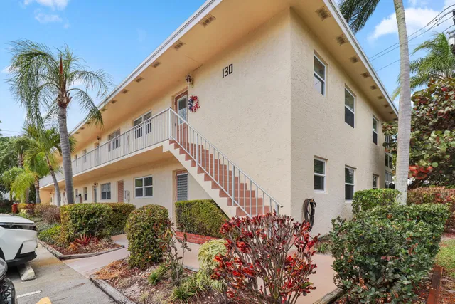  Unit 130-4 photo 34
